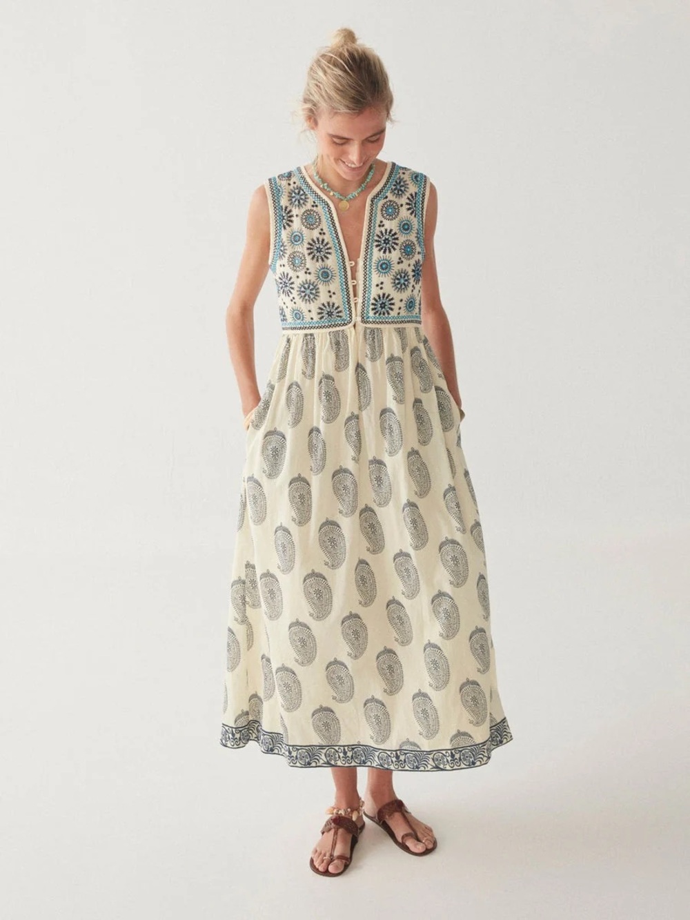 Maison Hotel Kalinda Quilted Dress Large